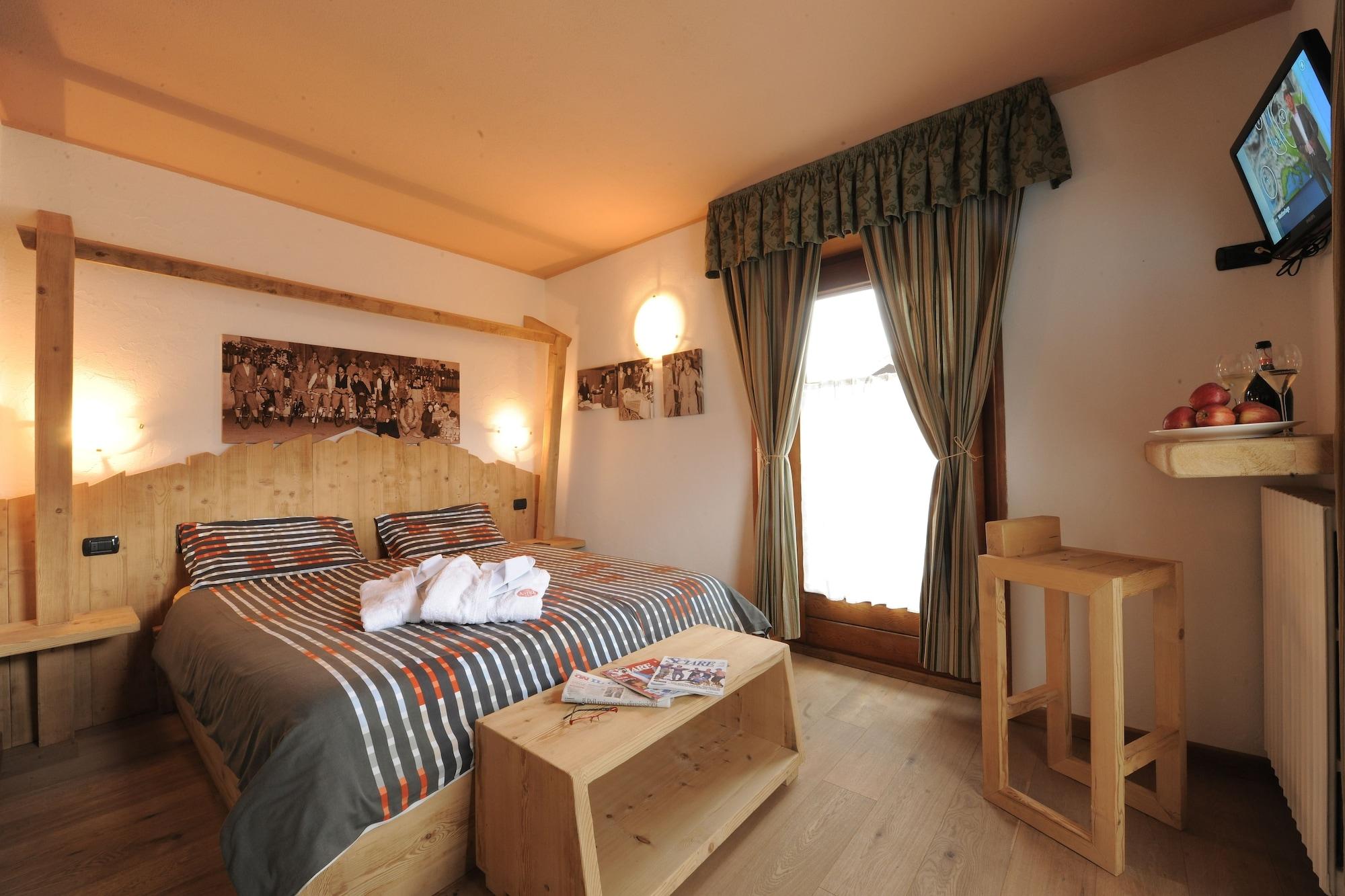 Hotel Astra Livigno Exterior foto